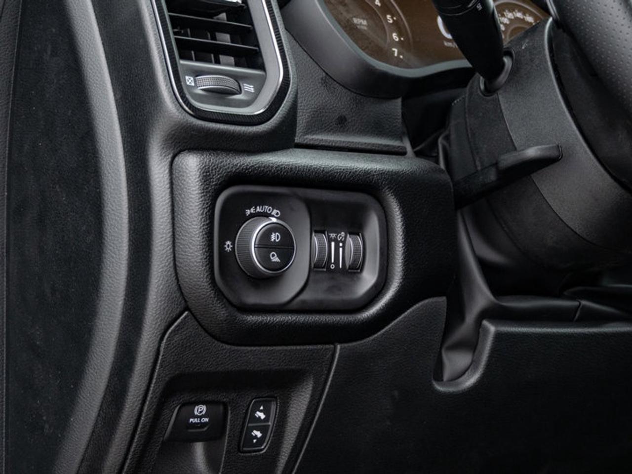 2026 RAM 1500 SPORT Photo