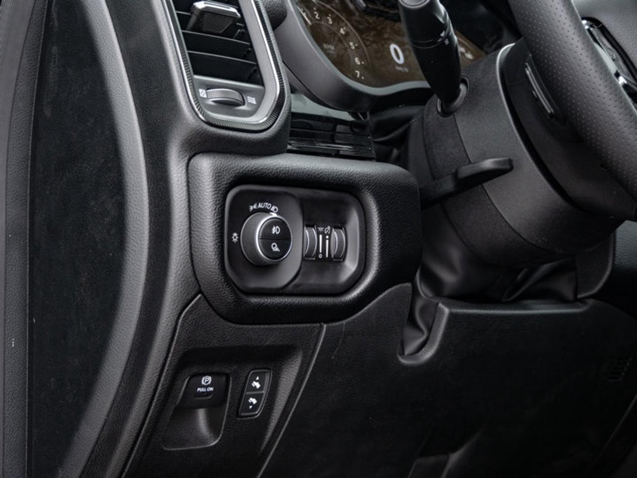 2026 RAM 1500 SPORT Photo