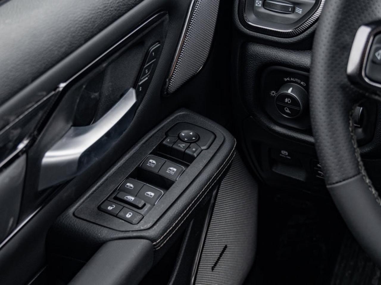 2026 RAM 1500 SPORT Photo