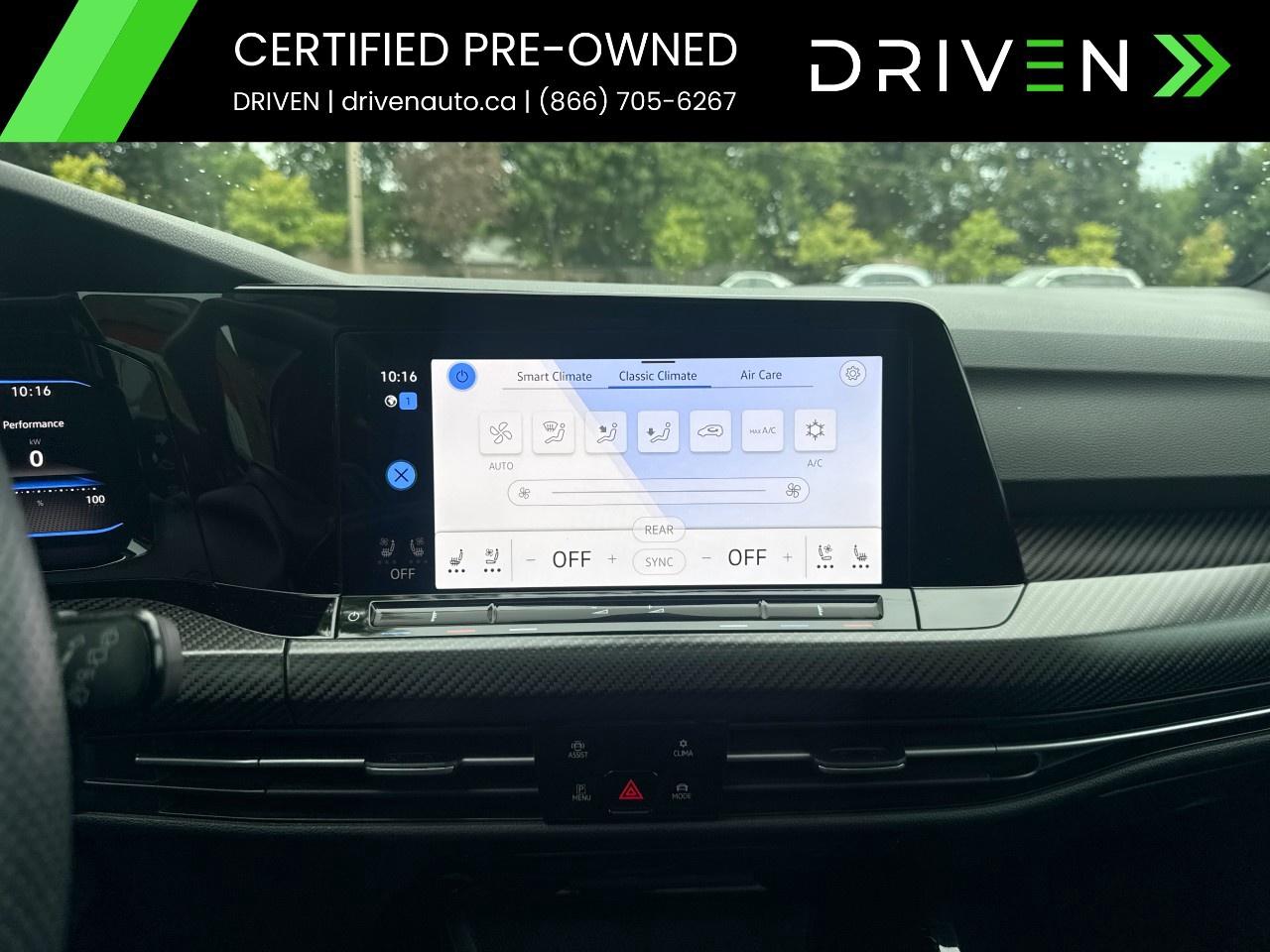 2024 Volkswagen Golf R Photo