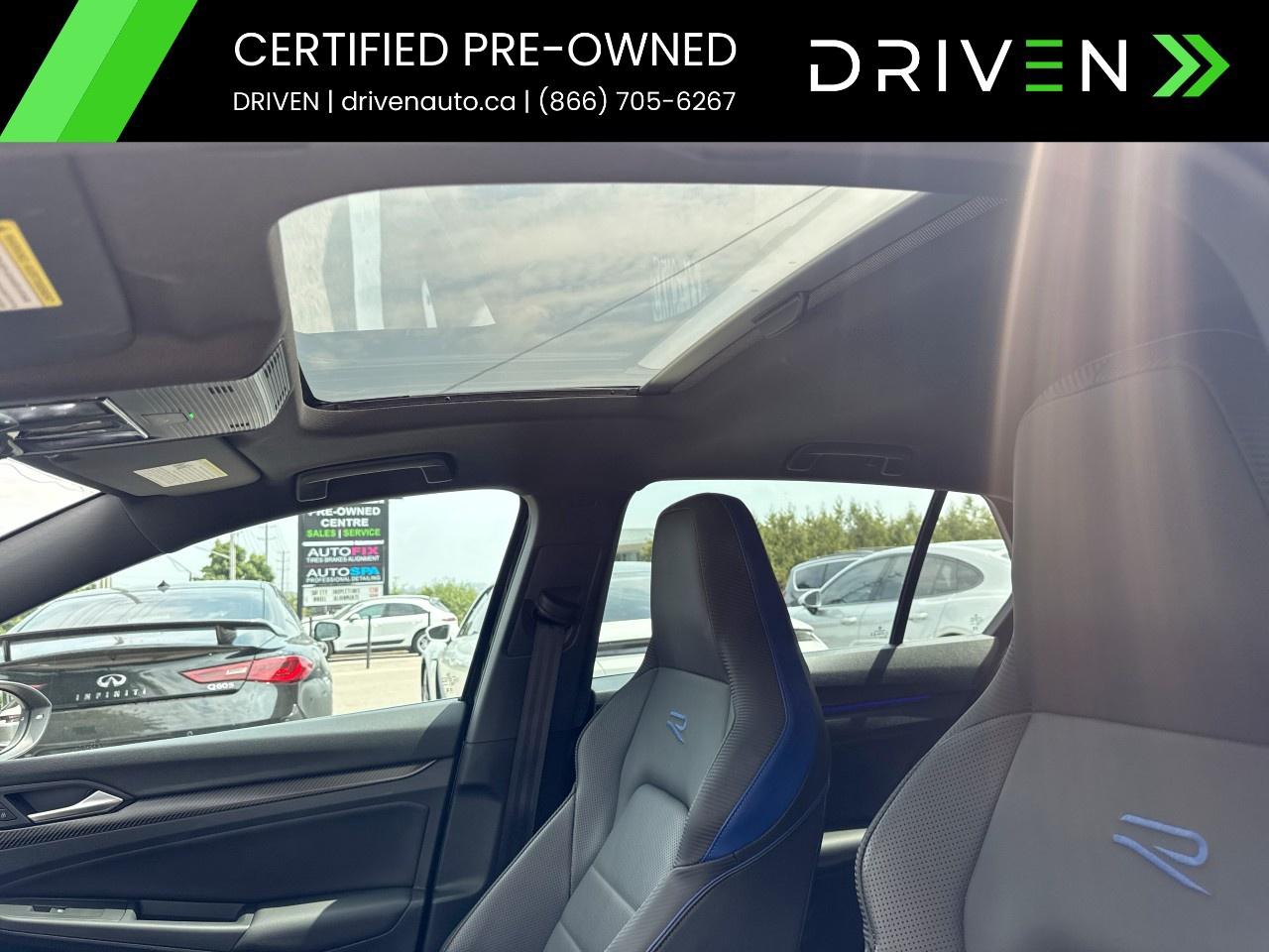 2024 Volkswagen Golf R Photo