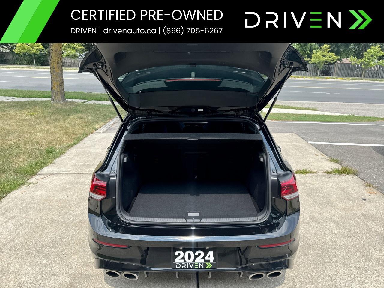 2024 Volkswagen Golf R Photo