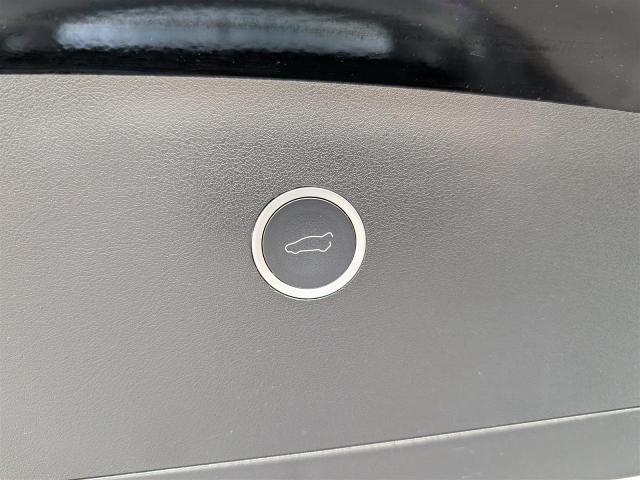 2020 Tesla Model X PERFORMANCE AWD - FSD INCLUDED - 6 PASS
