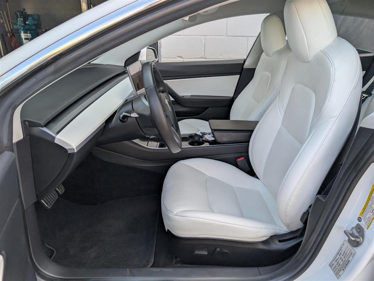 2019 Tesla Model 3 LONG RANGE AWD - WHITE INTERIOR - DUAL MOTOR