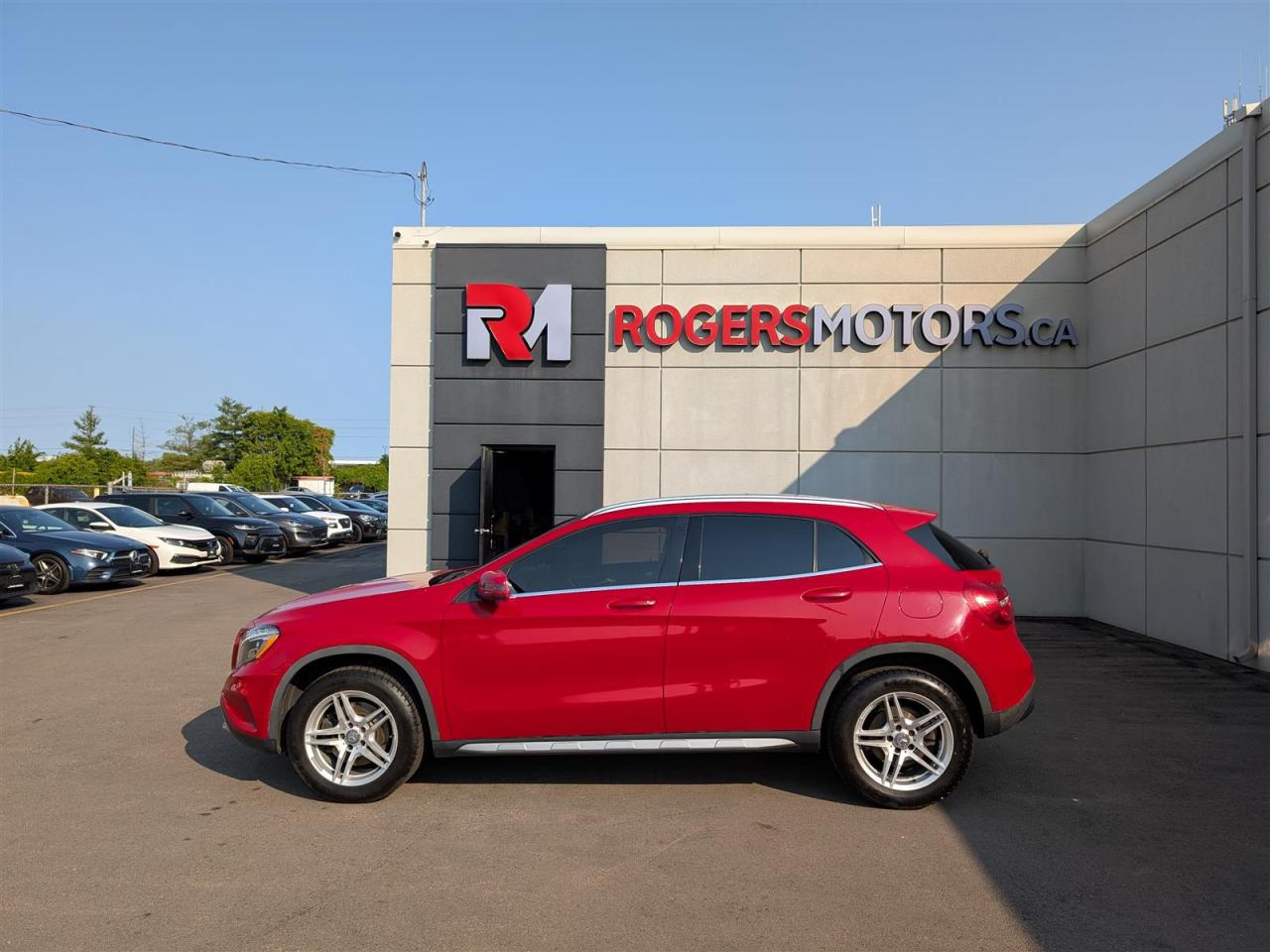 2016 Mercedes-Benz GLA 250 4MATIC  - PANO ROOF - NAVI - REVERSE CAM