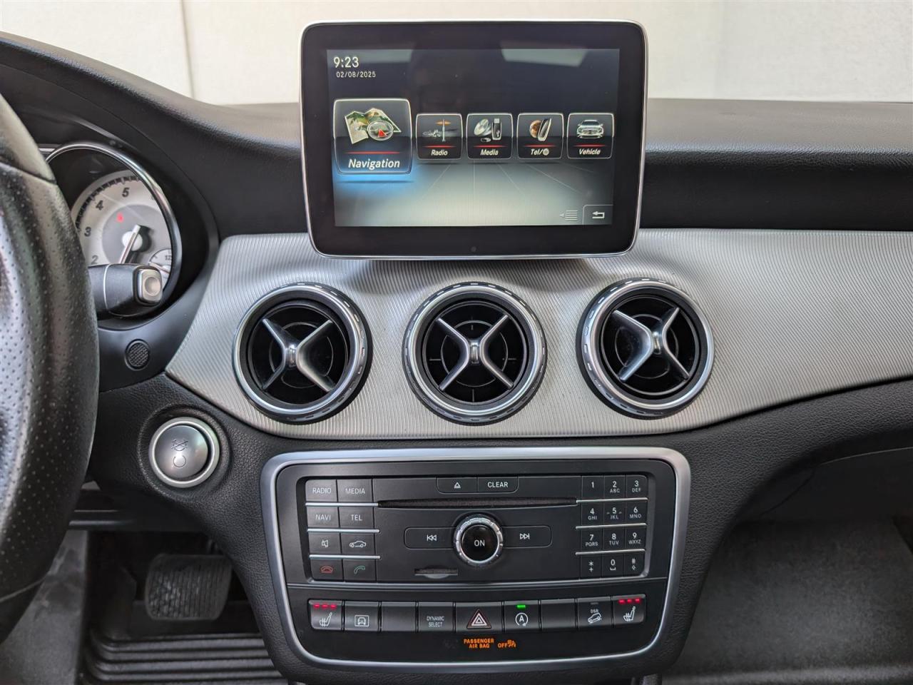 2016 Mercedes-Benz GLA 250 4MATIC  - PANO ROOF - NAVI - REVERSE CAM
