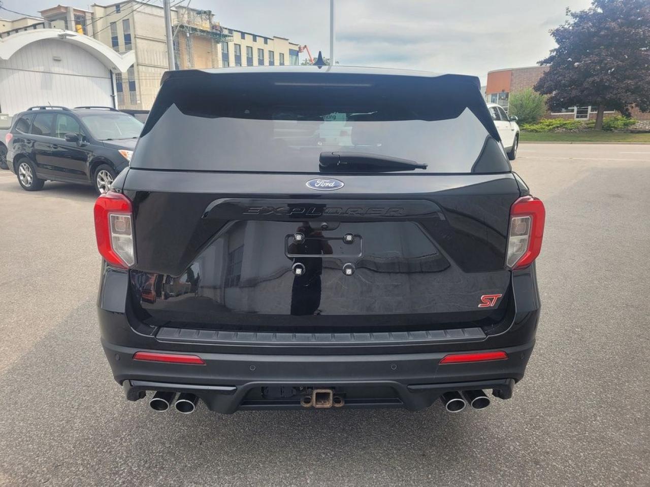 2022 Ford Explorer ST Photo23