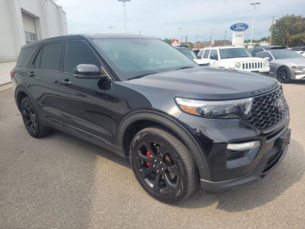 2022 Ford Explorer ST Photo26