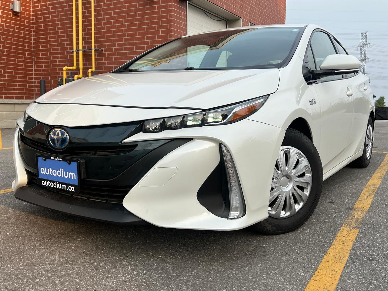 2018 Toyota Prius Prime Upgrade, CERTIFIED - Photo #1
