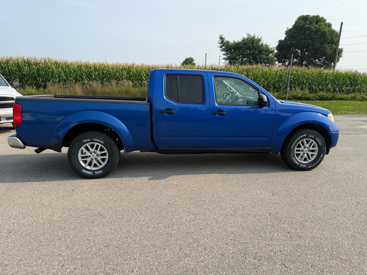 2014 Nissan Frontier SV 4X4 - Photo #14