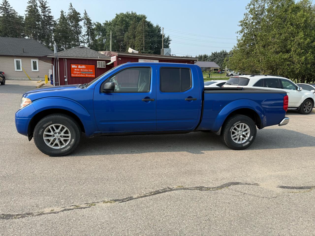 2014 Nissan Frontier SV 4X4 - Photo #4