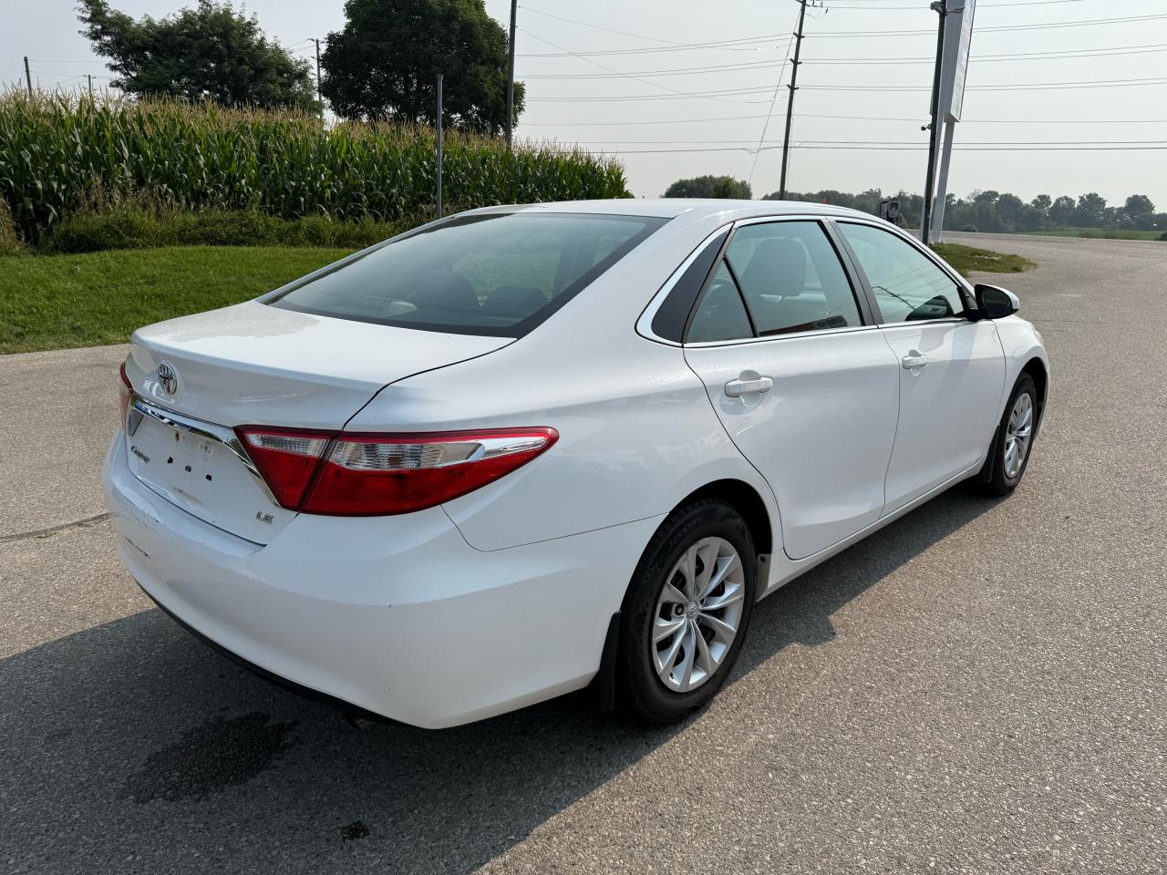 2017 Toyota Camry LE - Photo #6