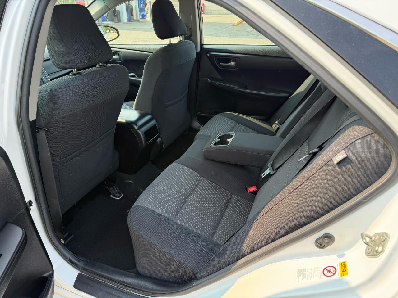 2017 Toyota Camry LE - Photo #12