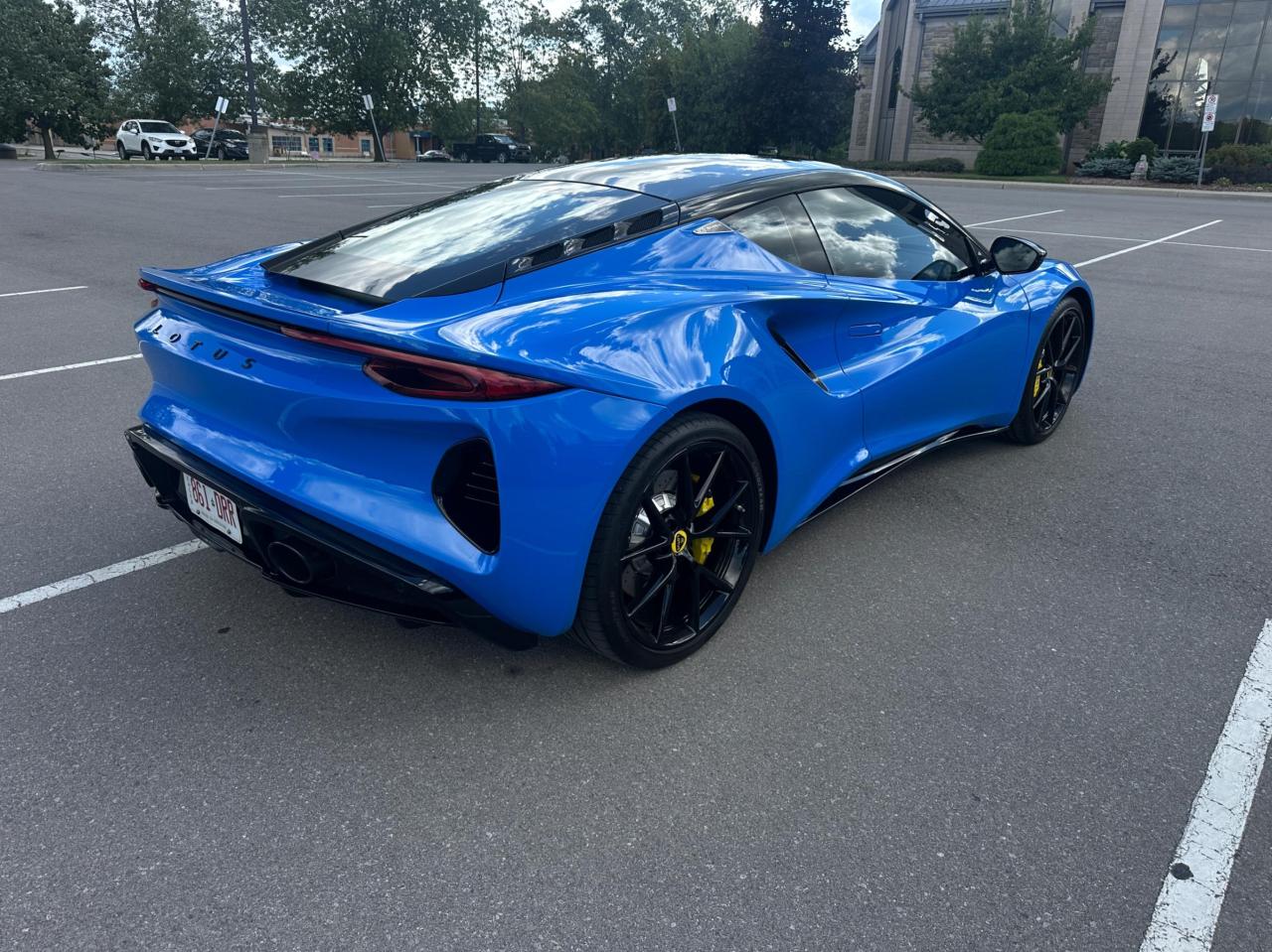 2024 Lotus Emira V-6 1st Edition Photo4