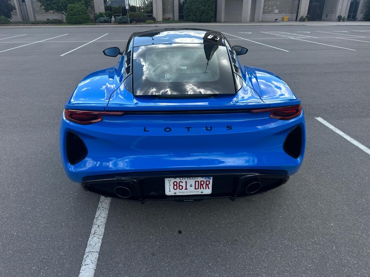 2024 Lotus Emira V-6 1st Edition Photo3