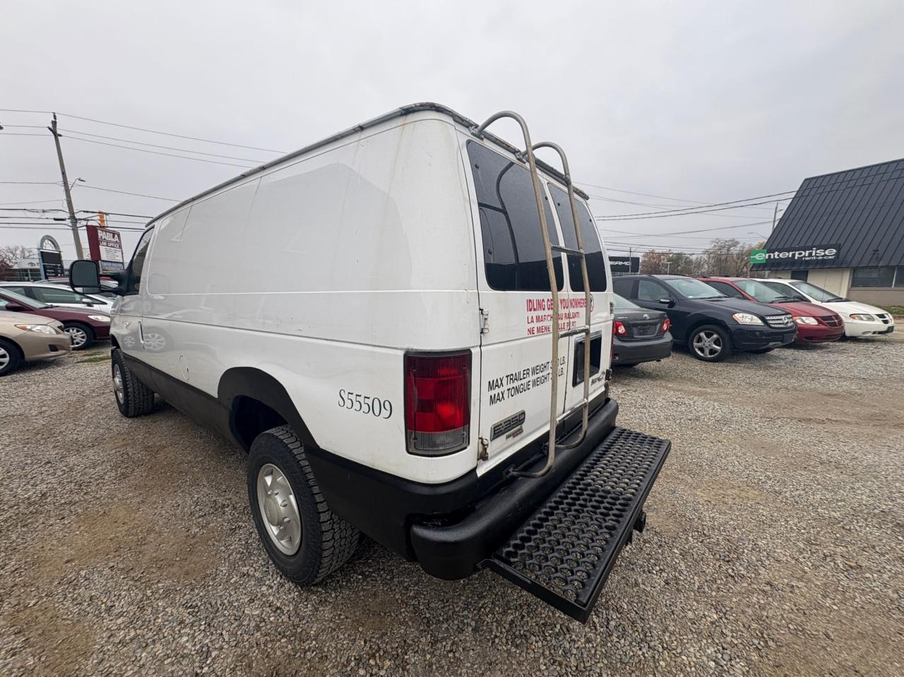 2009 Ford Econoline E-350 Super Cargo Van, Low KM, No Rust with Safety & 1 year Premium Warranty Photo