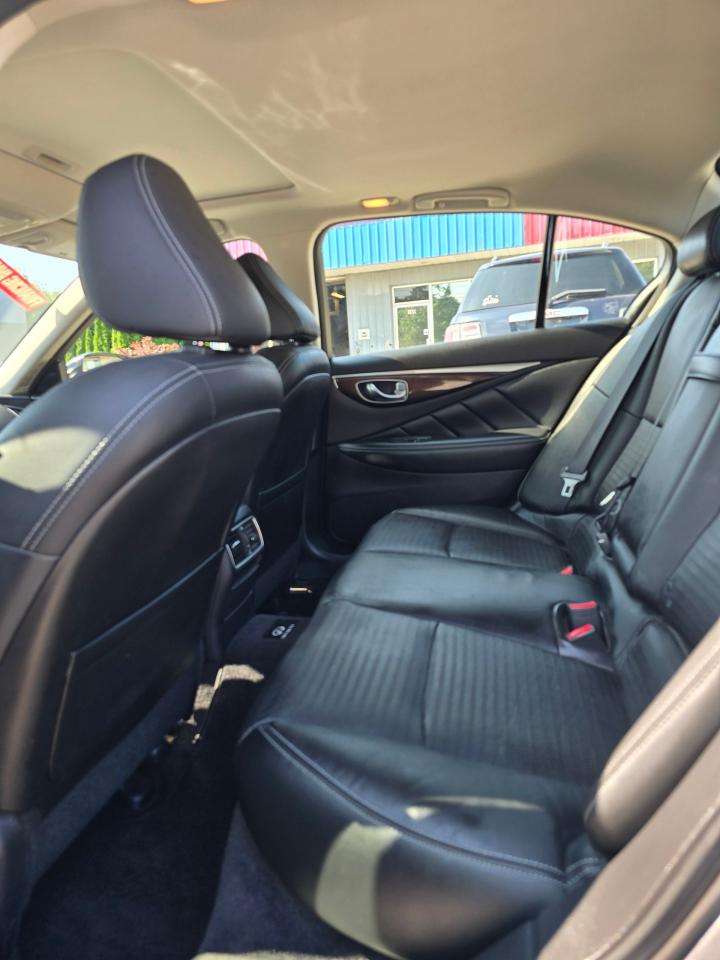 2014 Infiniti Q50 Premium - Photo #9