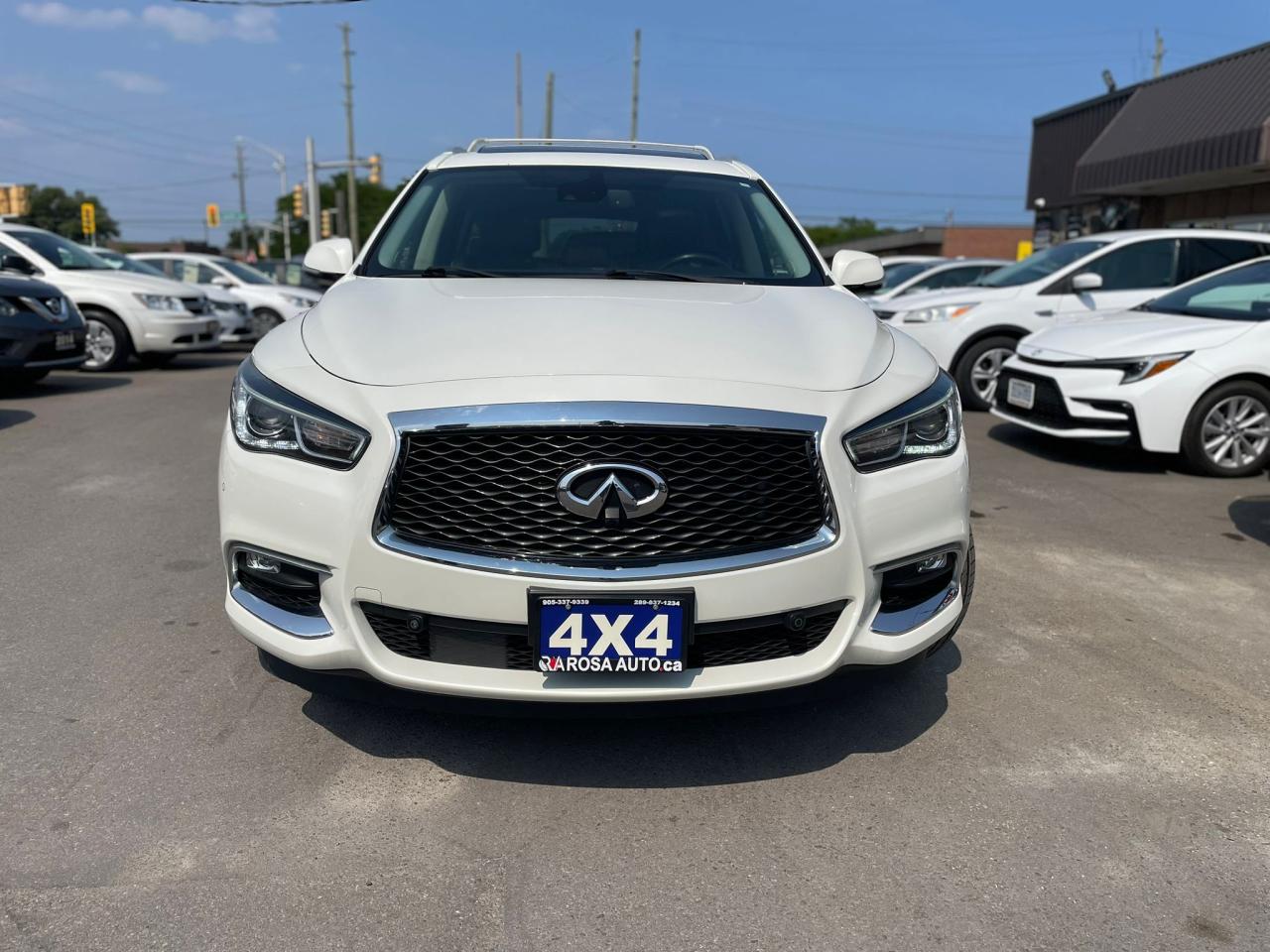 2017 Infiniti QX60 AWD PANORAMIC ROOF LEATHER NAVI 360 CAM CERTIFIED Photo4