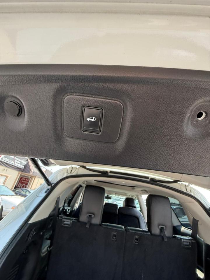 2017 Infiniti QX60 AWD PANORAMIC ROOF LEATHER NAVI 360 CAM CERTIFIED - Photo #13