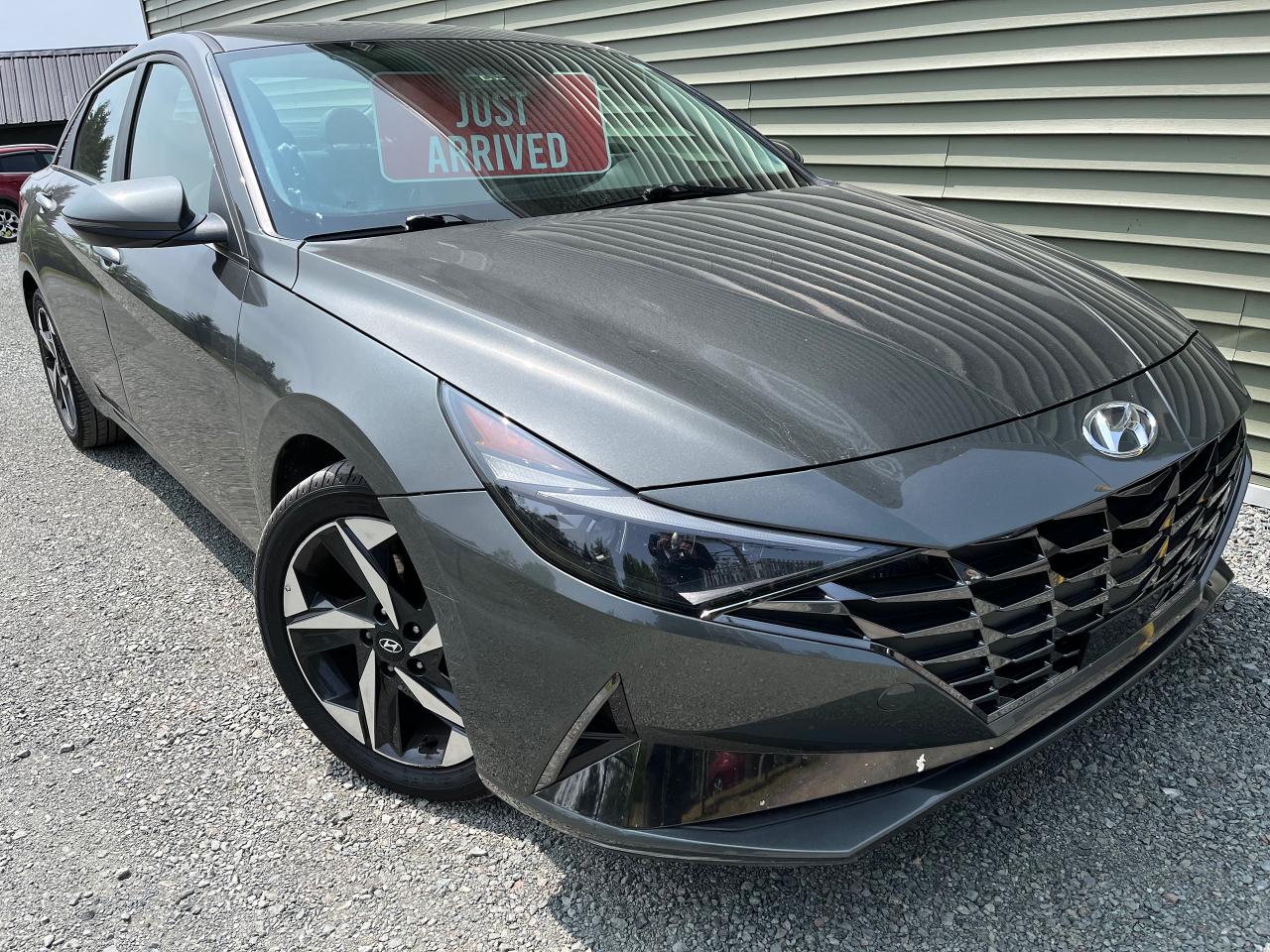 2022 Hyundai Elantra Ultimate Tech - Photo #1