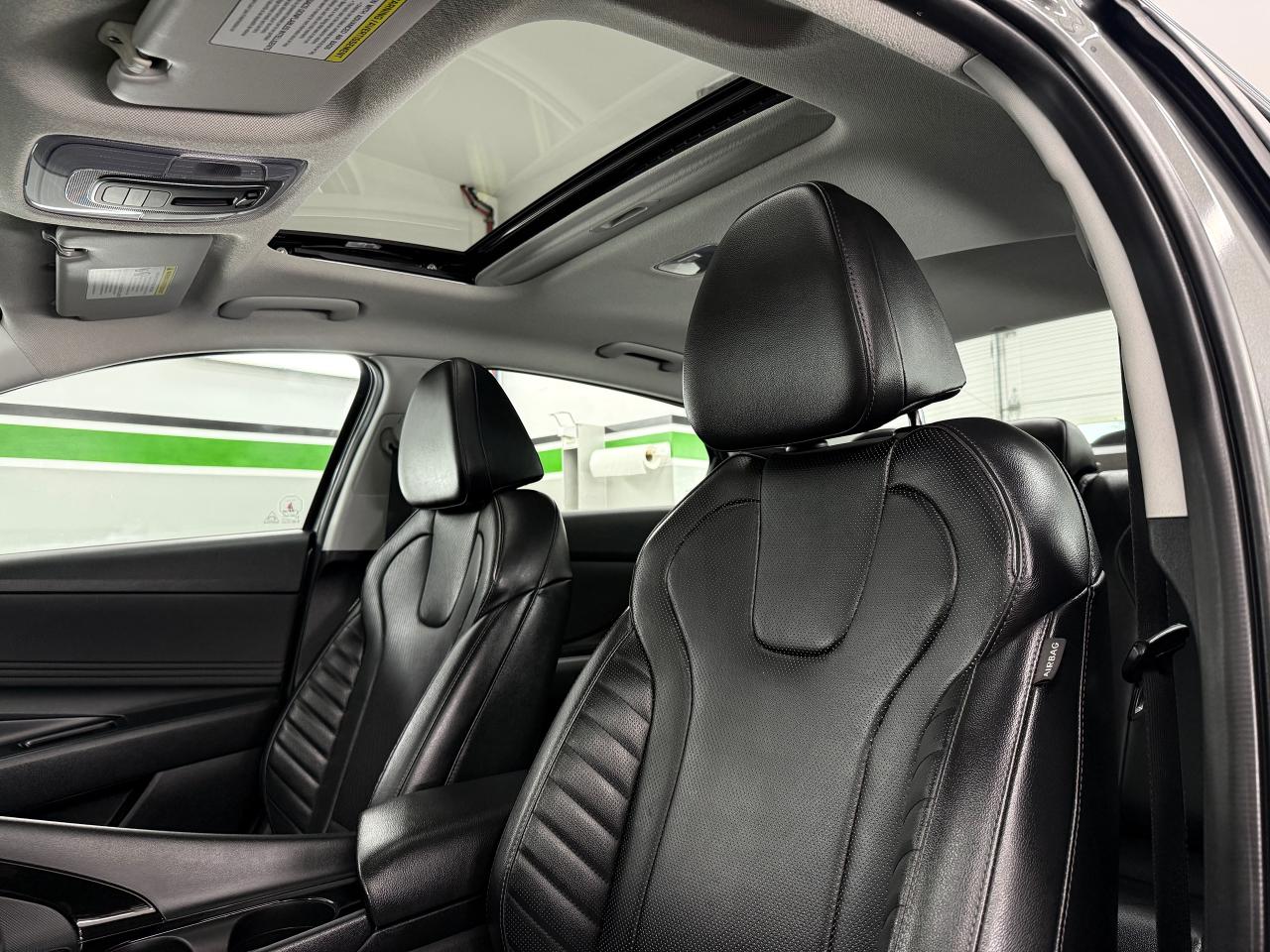 2022 Hyundai Elantra Ultimate Tech - Photo #10