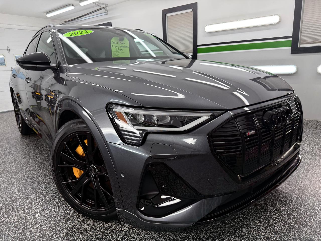 2022 Audi E-Tron Sportback S-Line - Photo #1