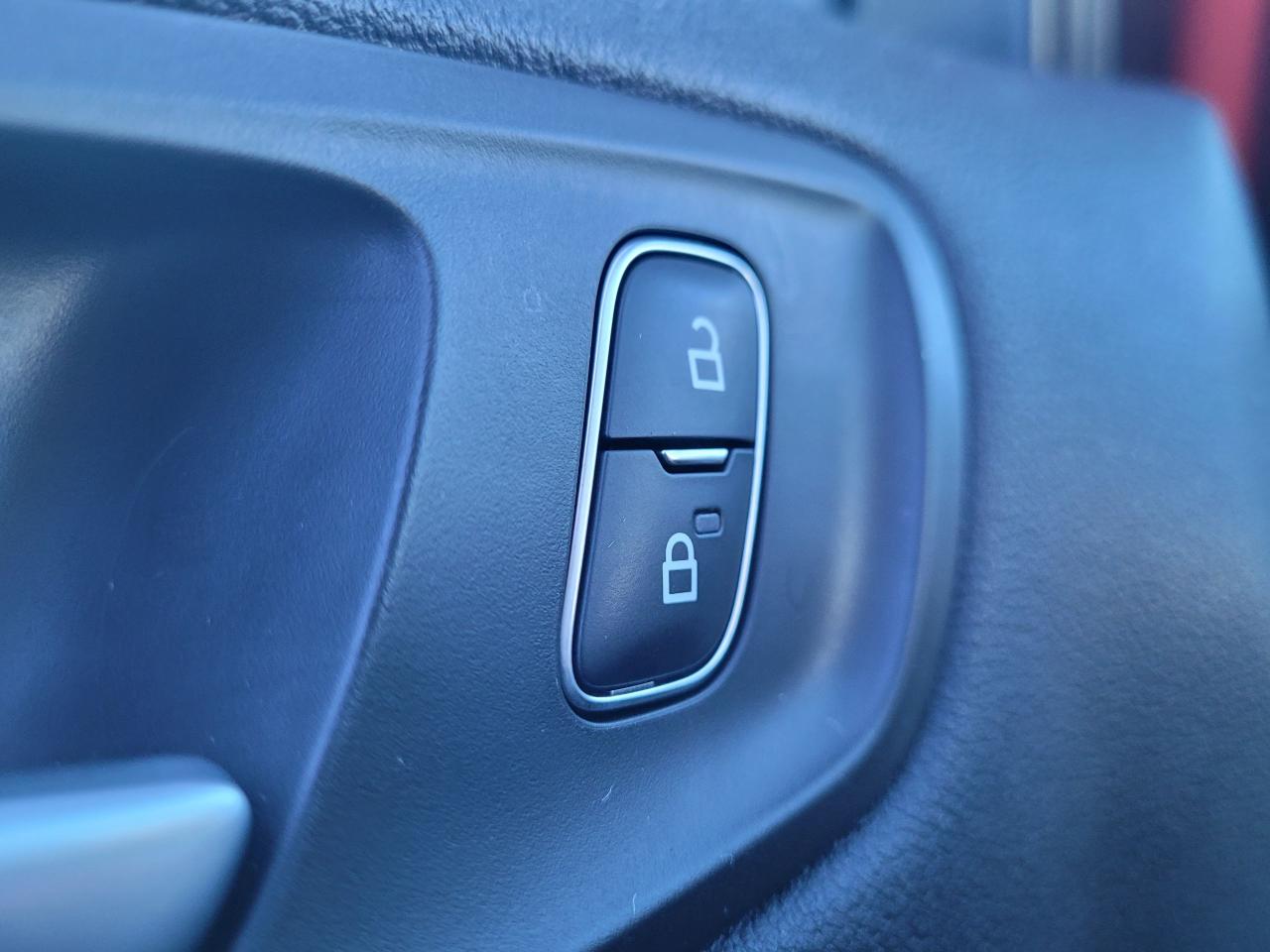 2019 Ford Escape SE SE AWD Photo5