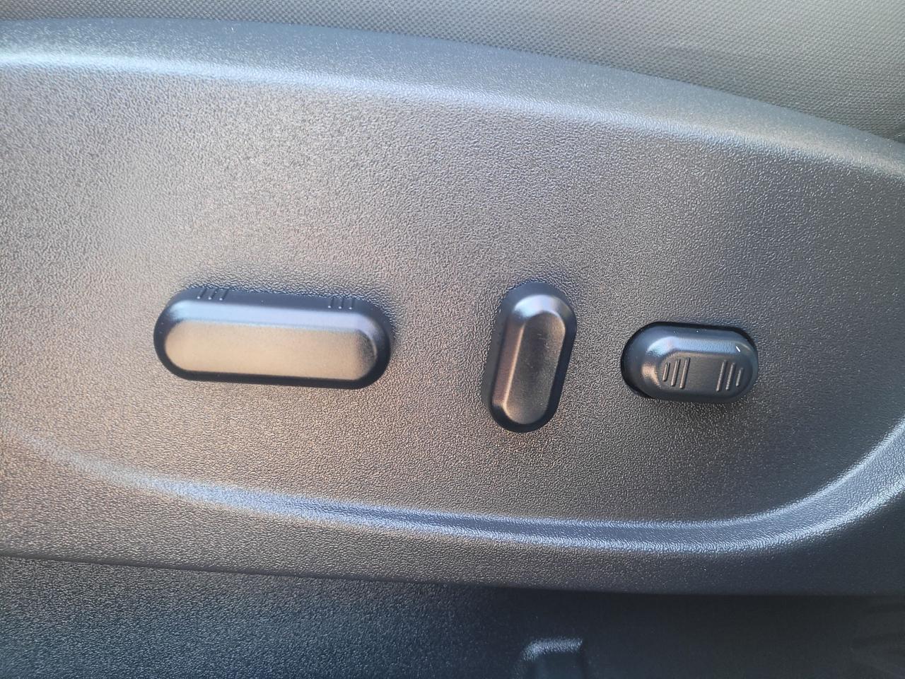 2019 Ford Escape SE SE AWD Photo5