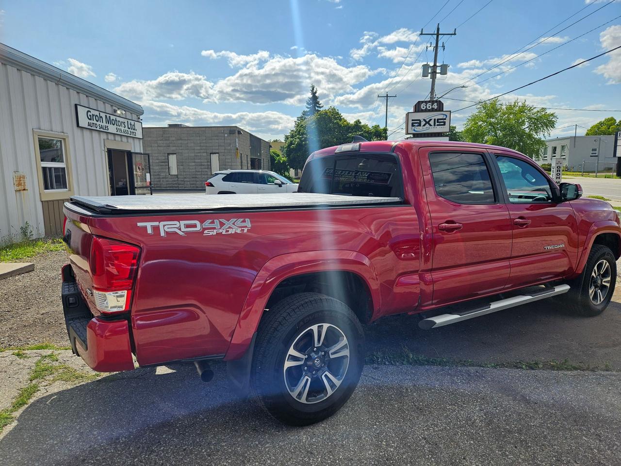 2017 Toyota Tacoma 4WD DOUBLE CAB V6 AUTO - Photo #4