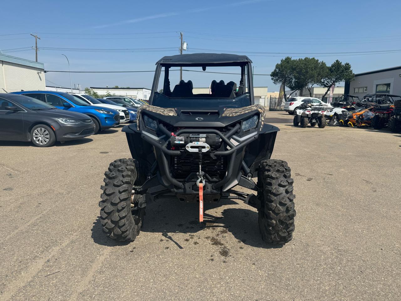 2023 Can-Am Commander XMR 1000 - Photo #3