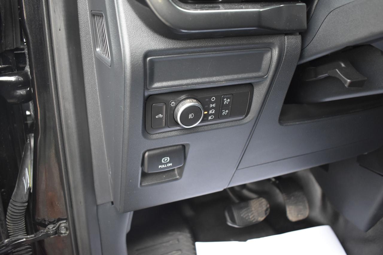 2021 Ford F-150 SXT - Photo #12