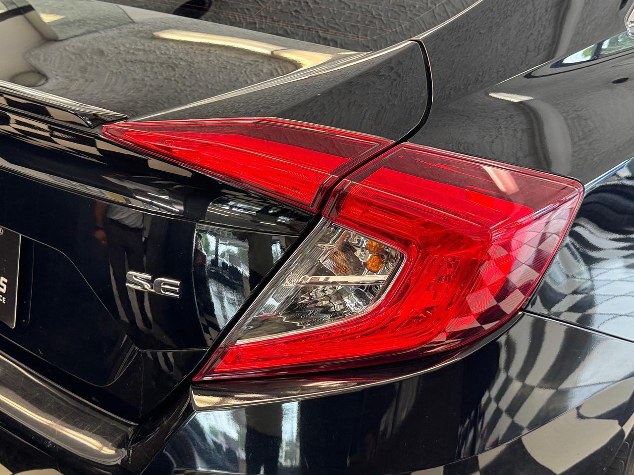 2018 Honda Civic SE+New Tires+Adaptive Cruise+LaneKeep+CLEAN CARFAX Photo
