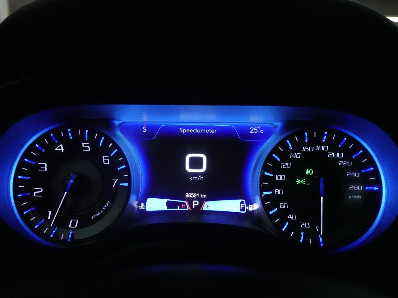 2023 Chrysler 300 TOURING L | AWD | Nav | Leather | Pano roof | BSM