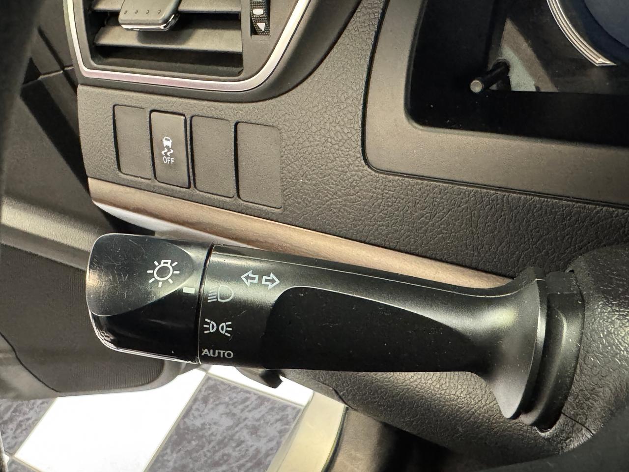 2017 Toyota Camry LE+Camera+Bluetooth+Cruise Control+A/C Photo