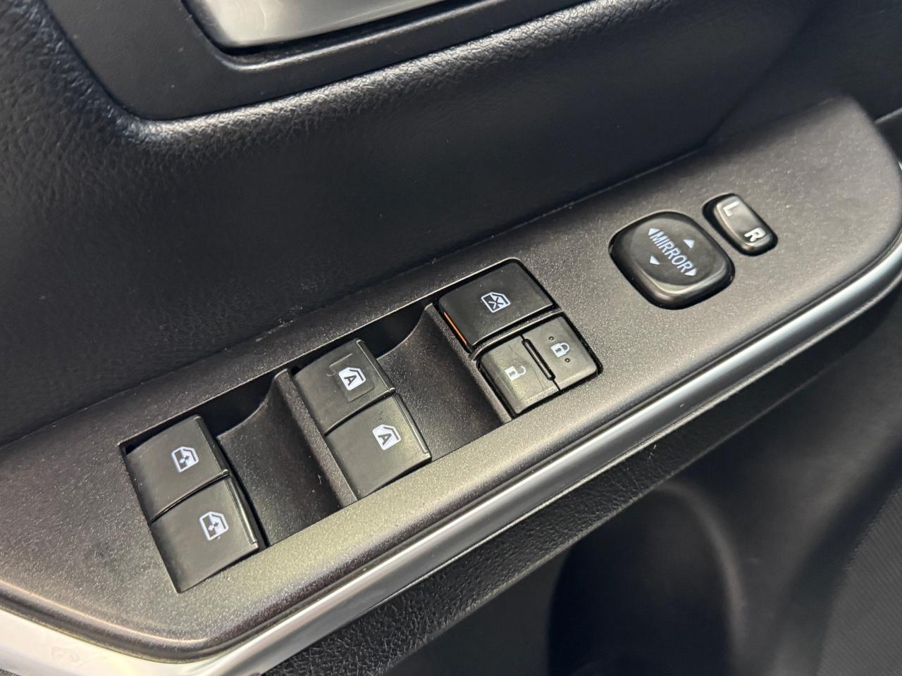 2017 Toyota Camry LE+Camera+Bluetooth+Cruise Control+A/C Photo