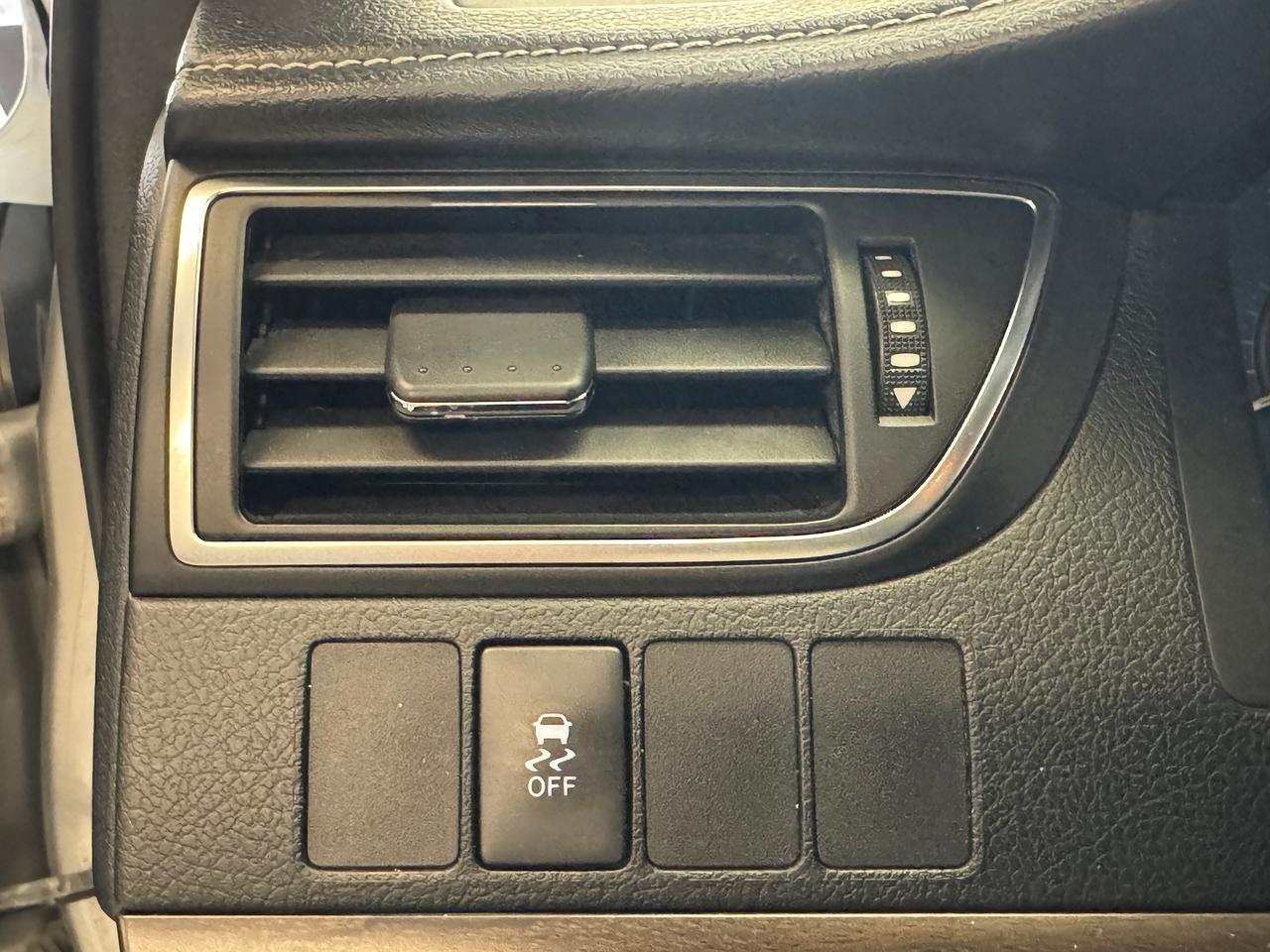 2017 Toyota Camry LE+Camera+Bluetooth+Cruise Control+A/C Photo