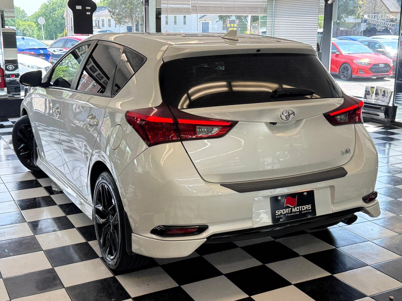 2017 Toyota Corolla iM Hatchback+New Tires+Alloys+Brakes+CLEAN CARFAX Photo