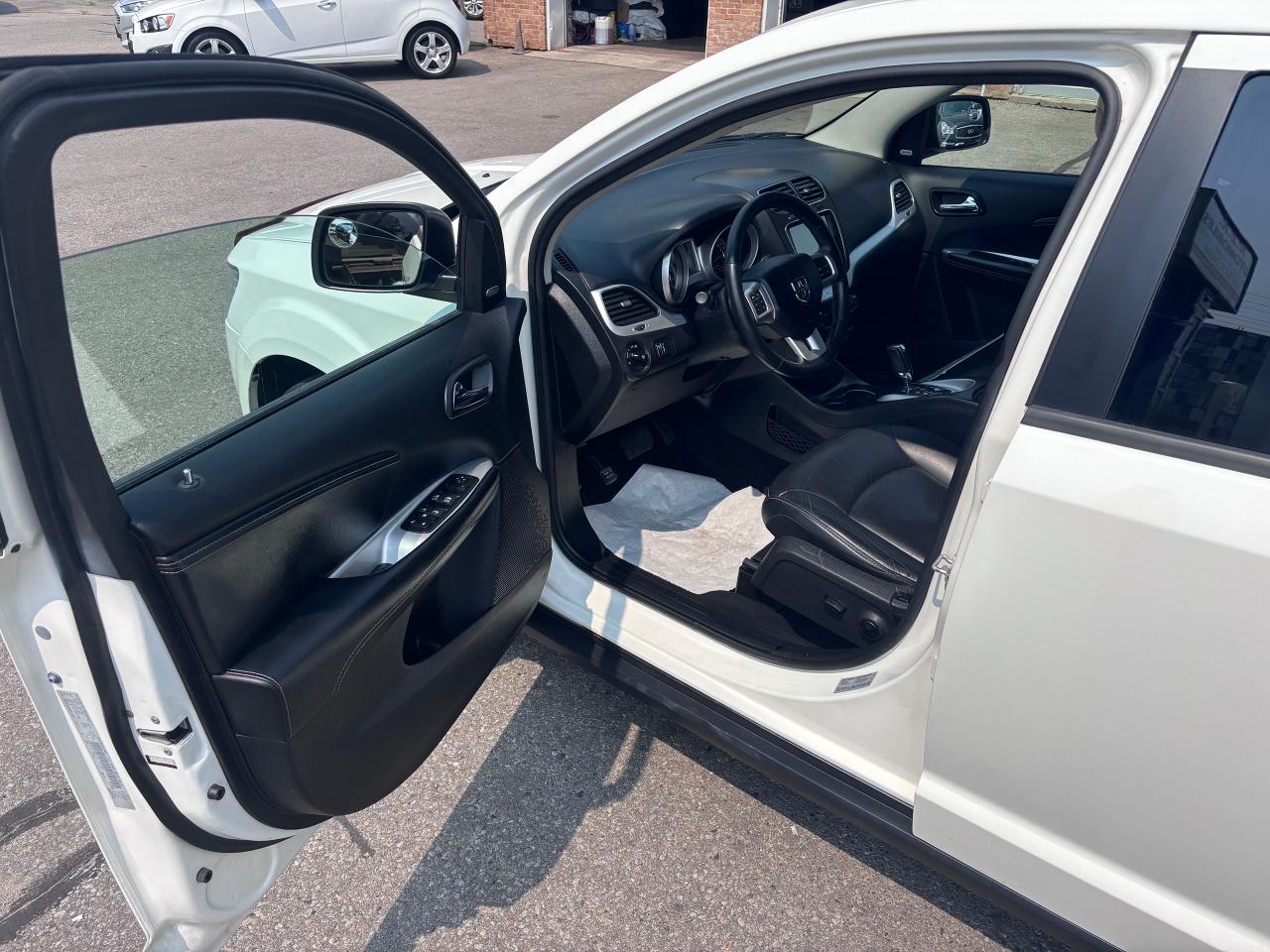 2016 Dodge Journey AWD RT 7 PASSENGER - Photo #18