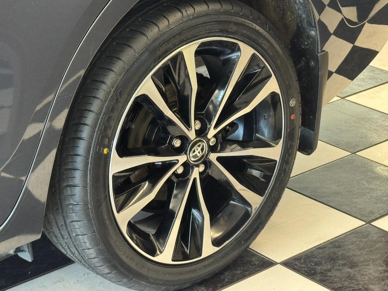 2017 Toyota Corolla SE+Adaptive Cruise+New Tires+Heated Steering Photo