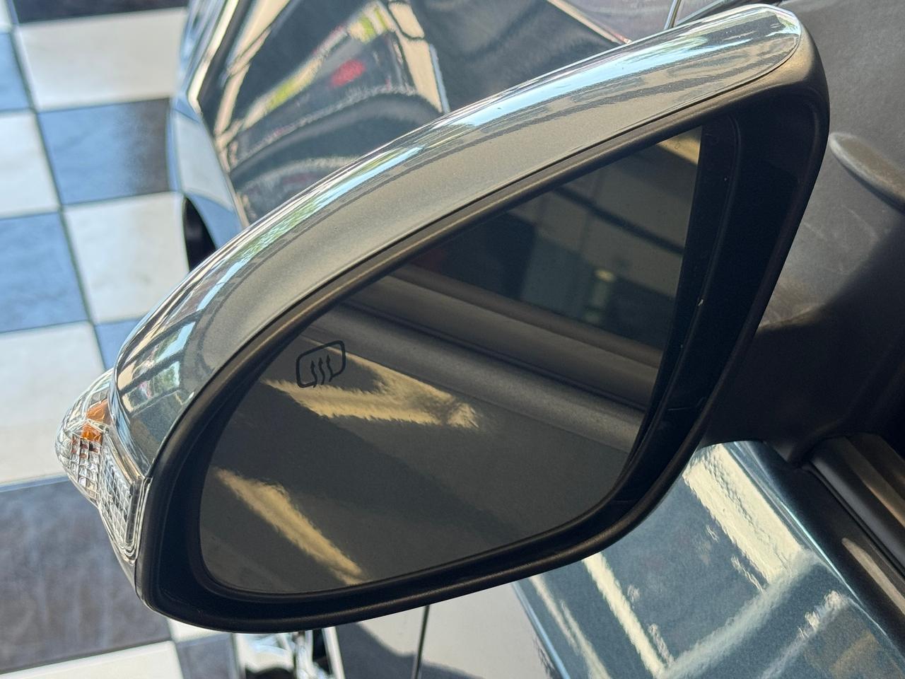 2017 Toyota Corolla SE+Adaptive Cruise+New Tires+Heated Steering Photo