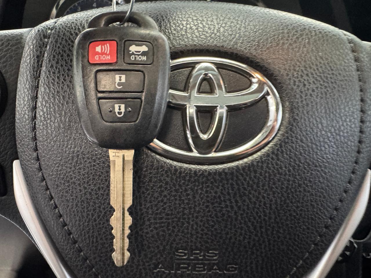 2017 Toyota Corolla SE+Adaptive Cruise+New Tires+Heated Steering Photo