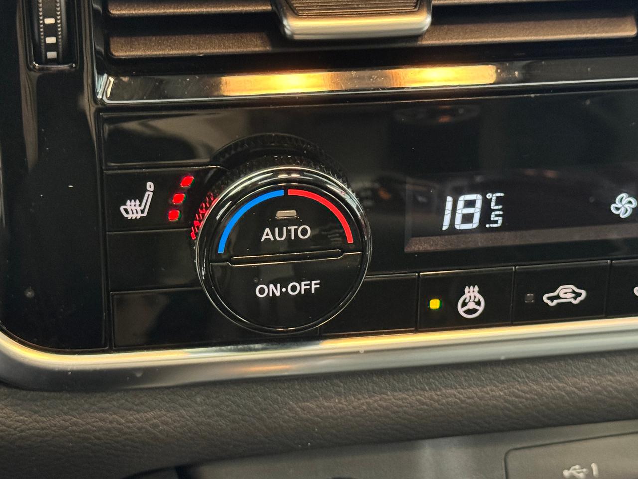2021 Nissan Rogue SV TECH AWD+Pano Roof+Adaptive Cruise+CLEAN CARFAX Photo