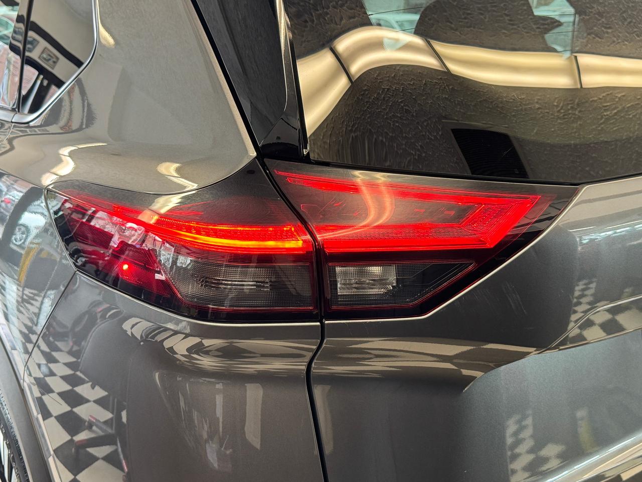 2021 Nissan Rogue SV TECH AWD+Pano Roof+Adaptive Cruise+CLEAN CARFAX Photo