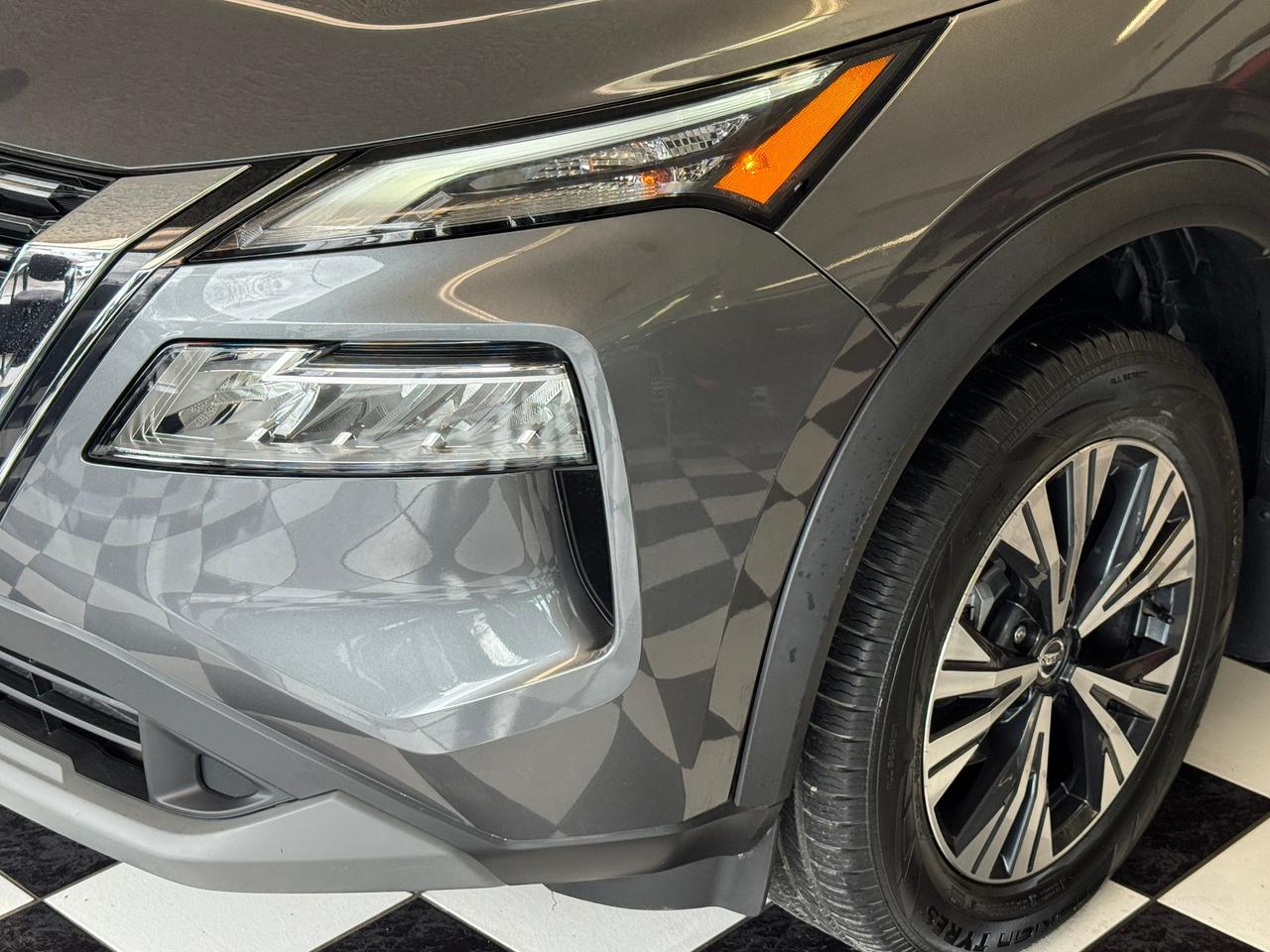 2021 Nissan Rogue SV TECH AWD+Pano Roof+Adaptive Cruise+CLEAN CARFAX Photo