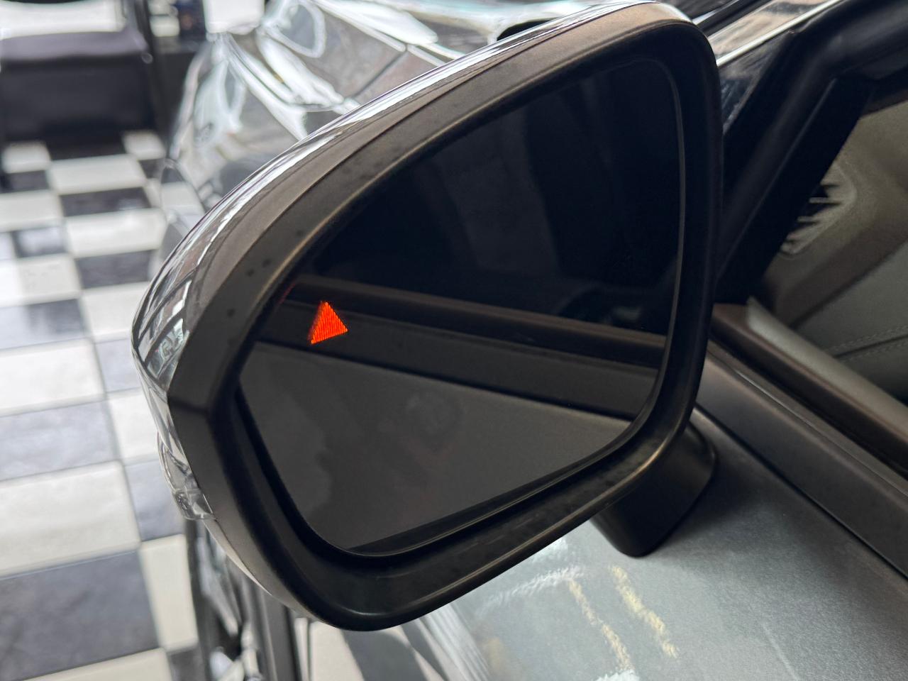 2021 Nissan Rogue SV TECH AWD+Pano Roof+Adaptive Cruise+CLEAN CARFAX Photo3