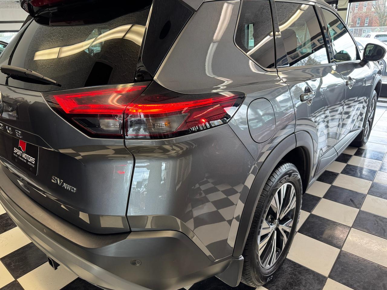 2021 Nissan Rogue SV TECH AWD+Pano Roof+Adaptive Cruise+CLEAN CARFAX Photo