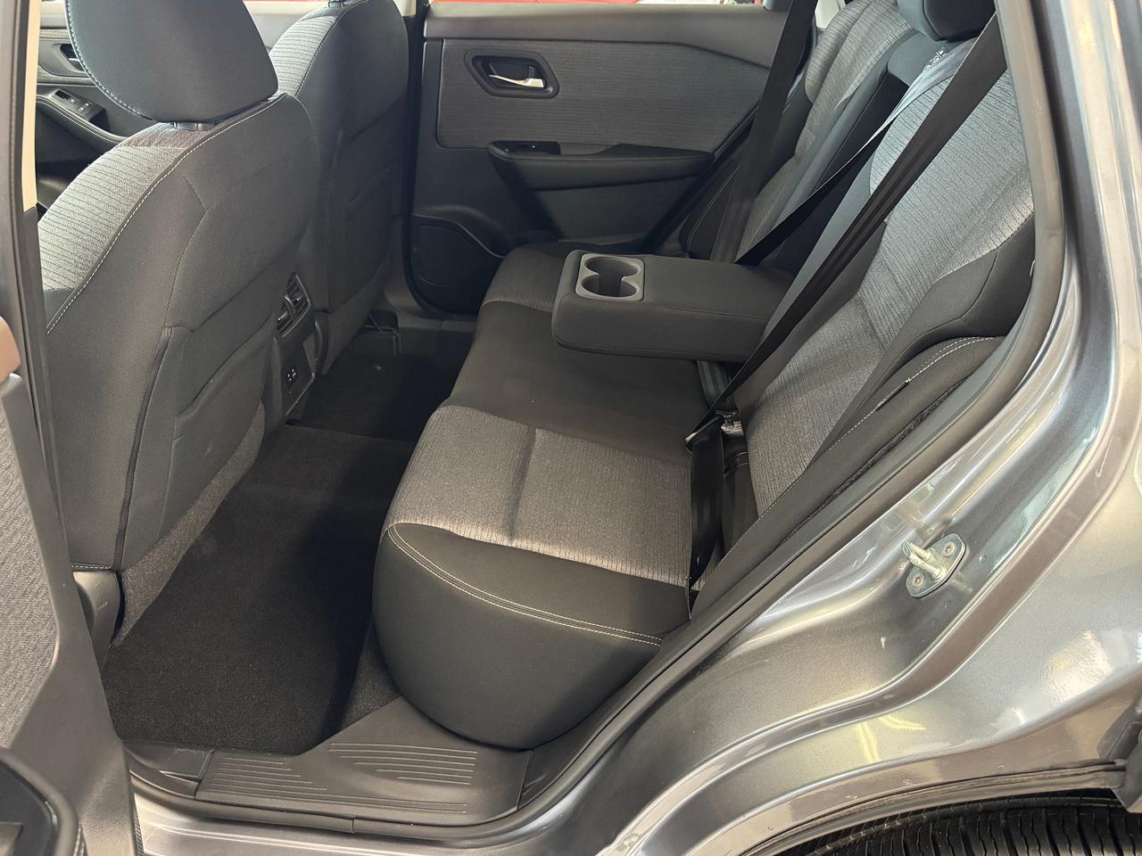 2021 Nissan Rogue SV TECH AWD+Pano Roof+Adaptive Cruise+CLEAN CARFAX Photo