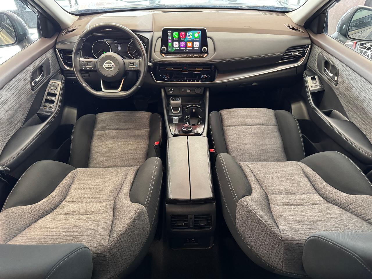 2021 Nissan Rogue SV TECH AWD+Pano Roof+Adaptive Cruise+CLEAN CARFAX Photo1