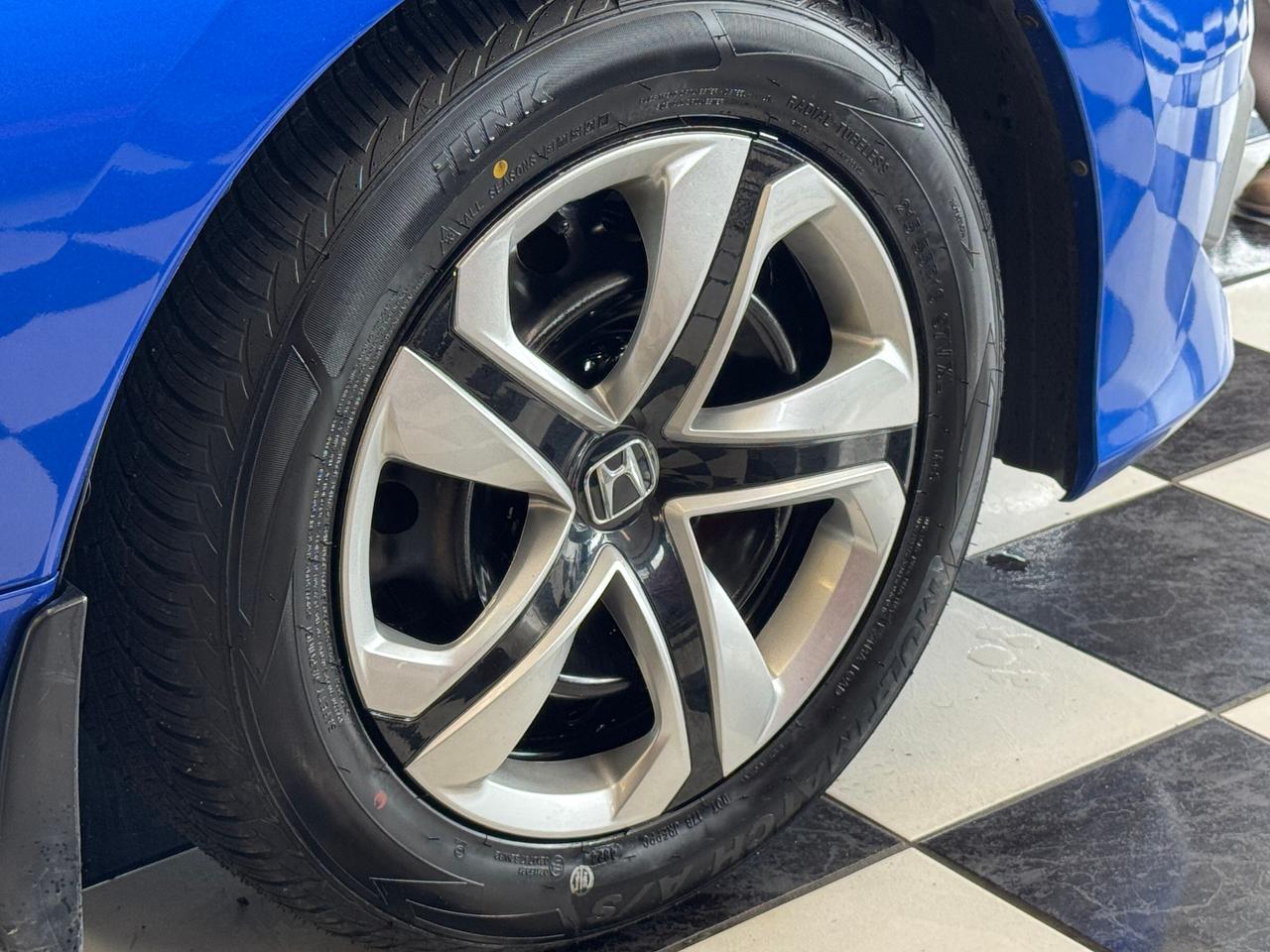 2017 Honda Civic LX+New Tires+Brakes+Camera+ApplePlay+Heated Seats Photo