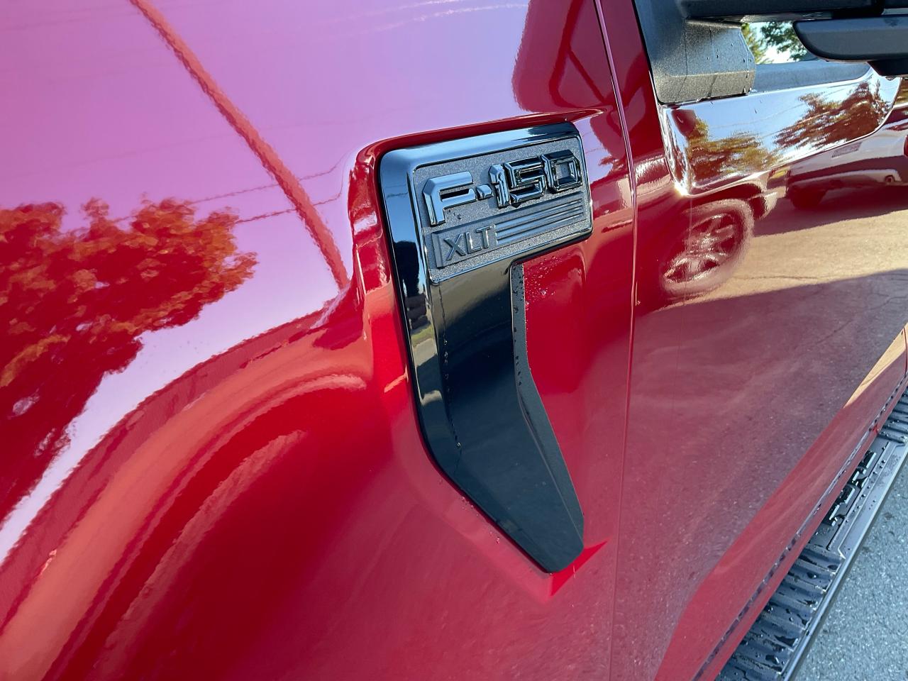2025 Ford F-150 XLT Photo5